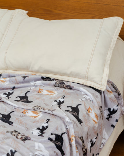 DECKE KLEINE RASSEN BLAU